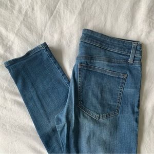 Skinny Fit Tapered Mid-Rise Ultra Stretch Uniqlo Denim Jeans